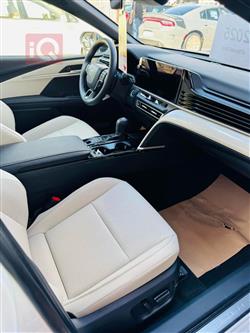 تۆیۆتا کامری